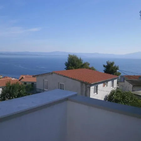 With Parking Space Stomorska, Solta - 11528 Apartman Stomorska